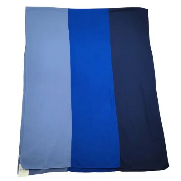 Donni Colorblock Blue‎ Oversized Wrap Scarf NEW - Picture 2 of 6